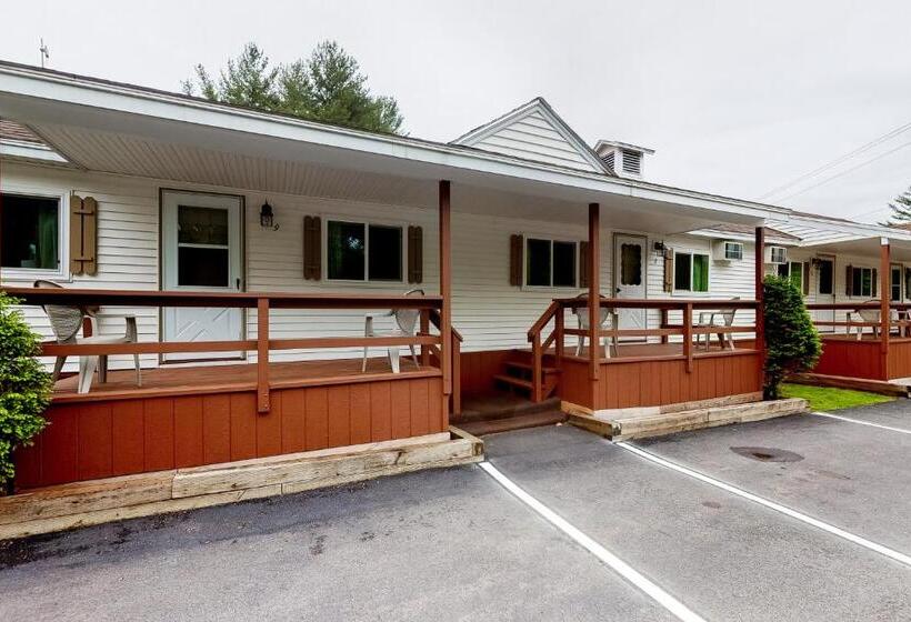 Студия Стандарт, Riverbank Motel And Cabins Managed By Vacasa