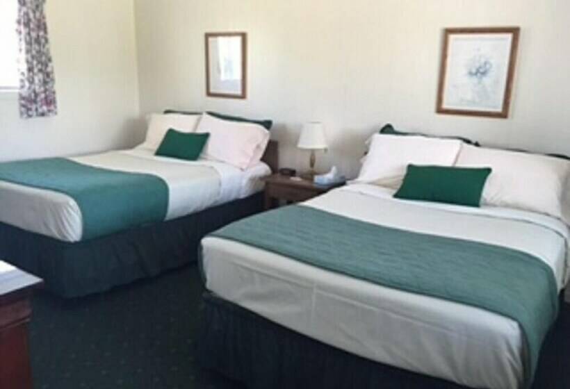 Номер Стандарт, Rock Ledge Motel