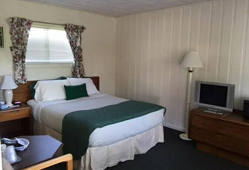 Номер Стандарт, Rock Ledge Motel