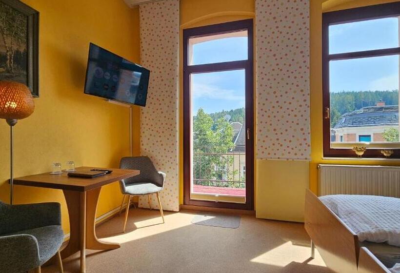 Номер Стандарт с Балконом, Pension Weiße Rose, Parkplatz, Frühstück, Wlan, Zentral