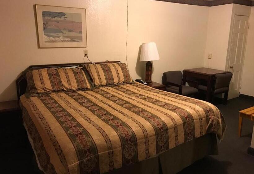 חדר סטנדרט עם מיטת קינג, Budget Inn Of Brownfield