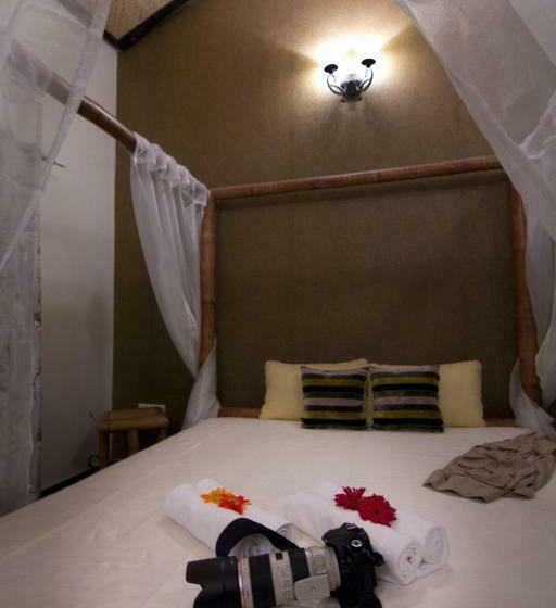 Хижина, Aranyak Resort
