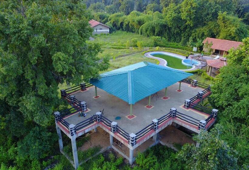 Хижина, Aranyak Resort