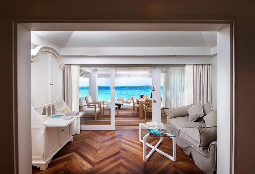 سوییت جونیور با چشم‌انداز دریا, Diamonds Thudufushi Maldives Resort & Spa