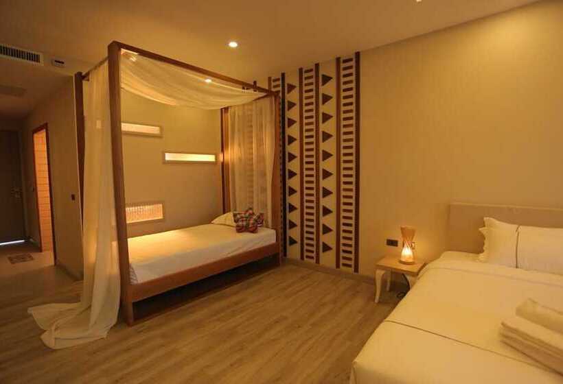 带阳台套房, Navela Hotel & Convention