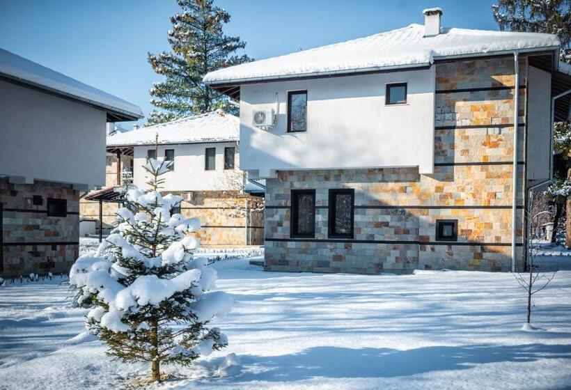 Дом 3 Спальни, Ostrova Holiday Village
