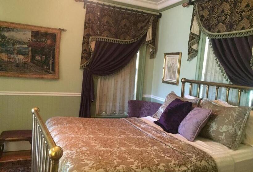 장애인을 위한 퀸사이즈 스탠다드 룸, The Whitmore Inn