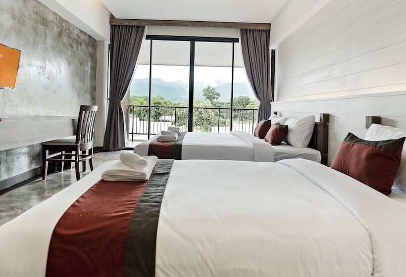 디럭스 트리플 룸, B2 Mae Hong Son Premier
