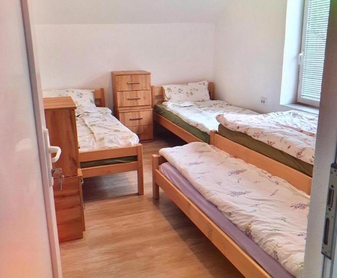 اتاق کلاسیک چهارنفره, Guest House Ulnika
