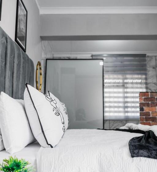스탠다드 룸 풀장 전망, Plein On Suid Guesthouse