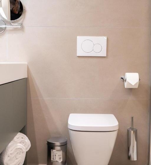 سوییت جونیور, Arbed Living Hotel   Supercharger