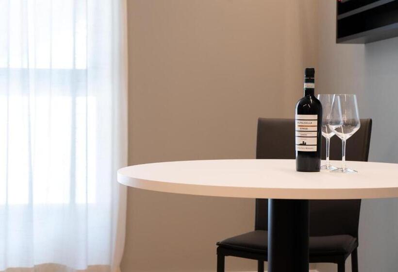 سوییت جونیور, Arbed Living Hotel   Supercharger