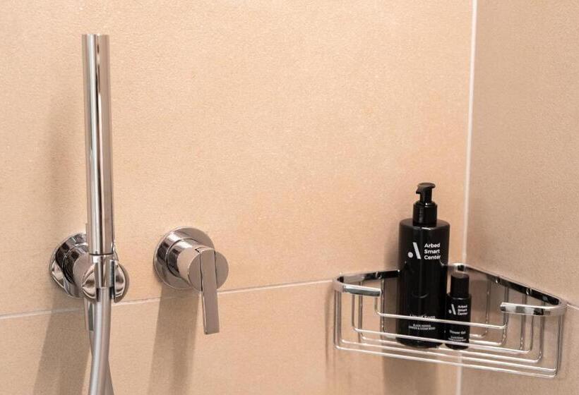 سوییت لوکس, Arbed Living Hotel   Supercharger