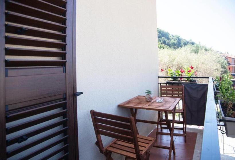 اتاق لوکس, Flamengo Rooms