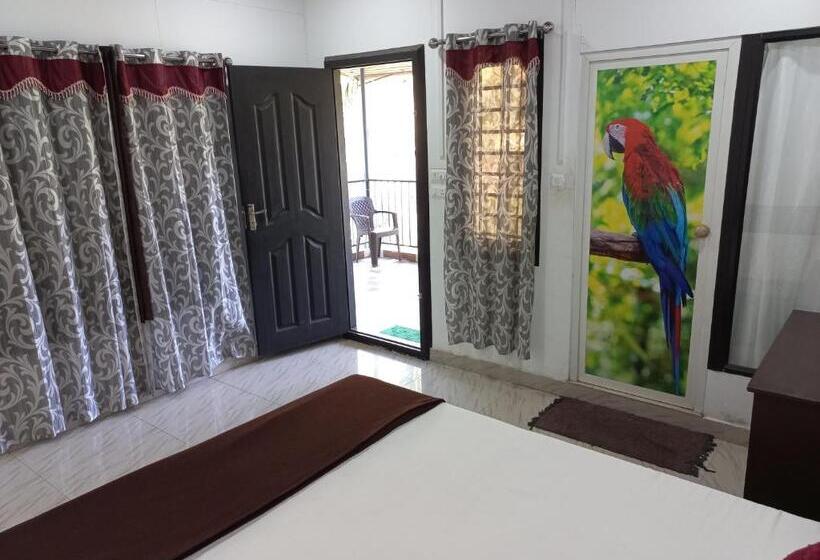 Номер Стандарт Трехместный, Edens Residency Thekkady