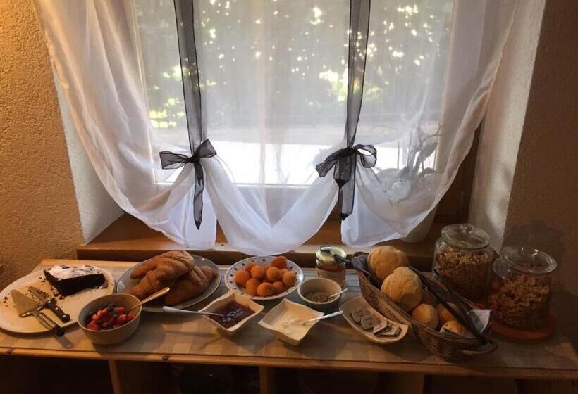 Номер Стандарт Совместная Ванная, Castelcharme B&b