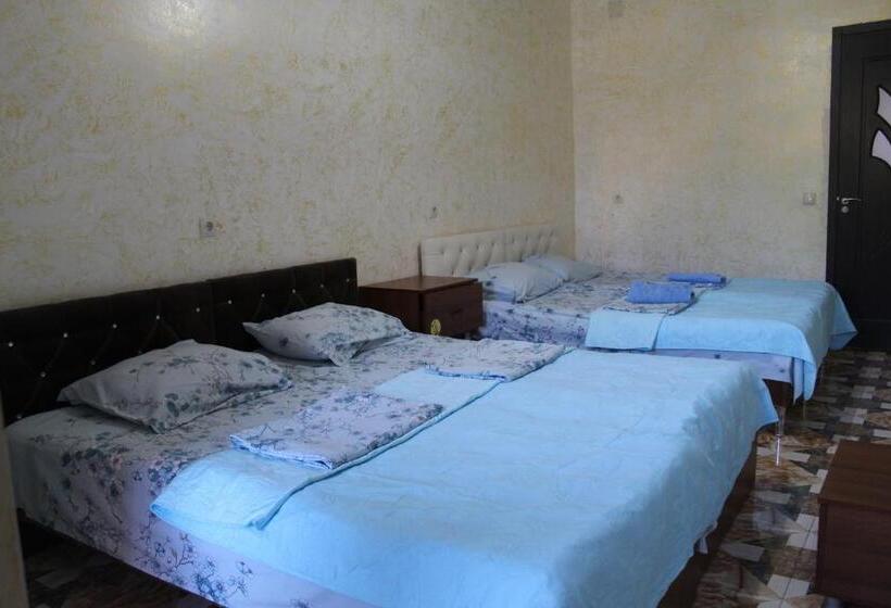 Triple Room Sea View, Georgia