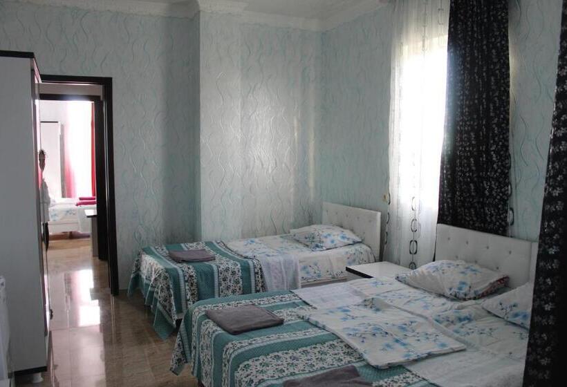 Triple Room Sea View, Georgia