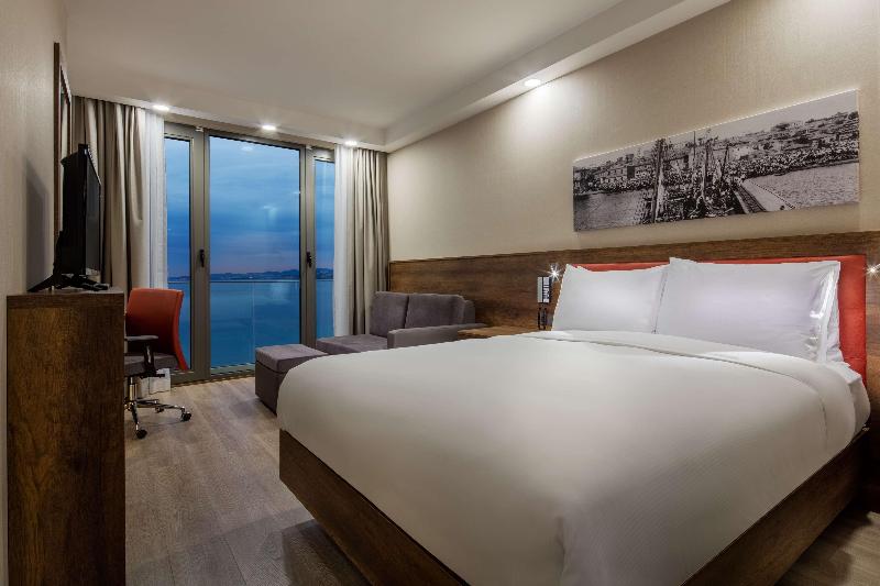 اتاق استاندارد با چشم‌انداز دریا, Hampton By Hilton Canakkale Gallipoli