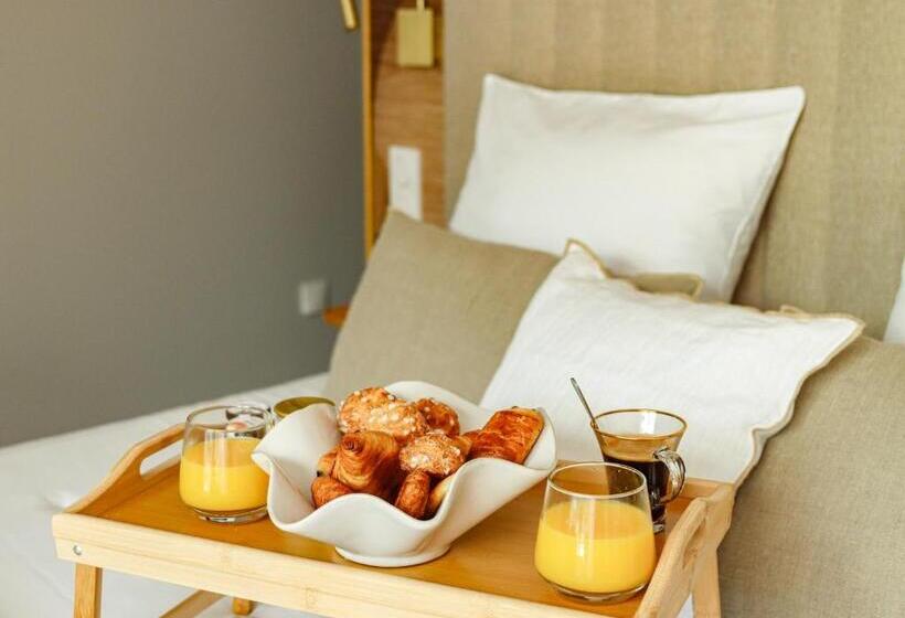 Люкс с гидромассажем, Les Gîtes De Laure   L Eden Romantique, Chambres Hôtes, Spa Privé, Couloir De Nage, Adults Only