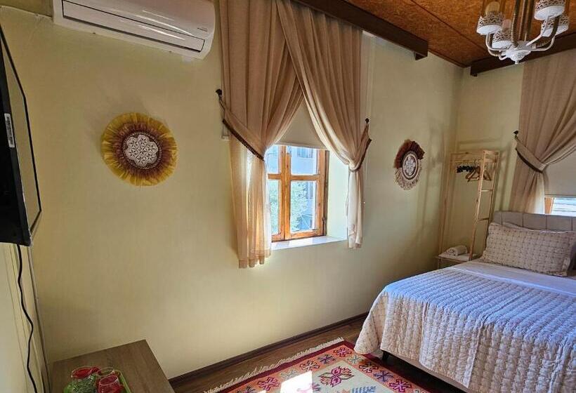 اتاق استاندارد, Burcu Guest Home
