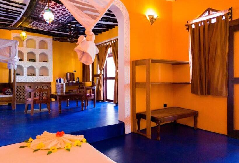 디럭스 4인 룸, Swahili Palace Zanzibar