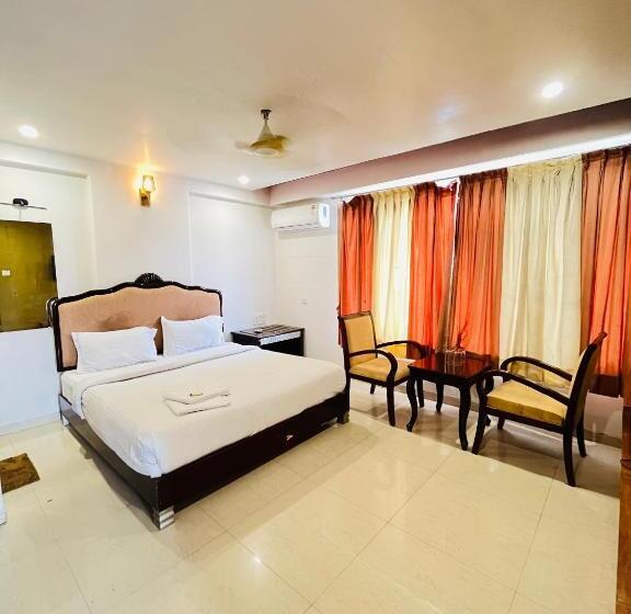 Семейный Номер Superior, Metro Hotel Nathdwara , 500mtr 10min Walking From Shreenathji Temple