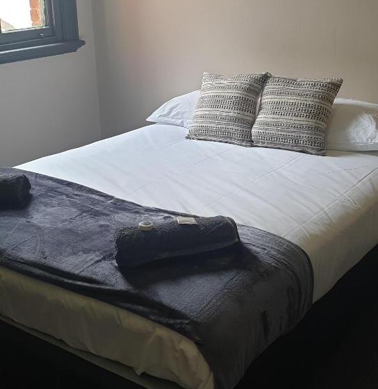 스탠다드 룸 공동 욕실, The Court House Hotel Narromine