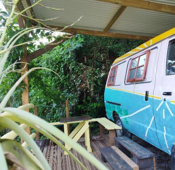 اتاق استاندارد با چشم‌انداز کوهستان, Tikazalou Eco Hostel