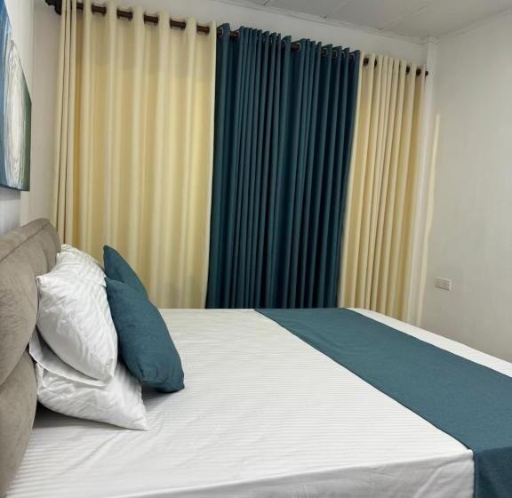 스탠다드 룸 킹사이즈 침대, Blue Maalu Resort