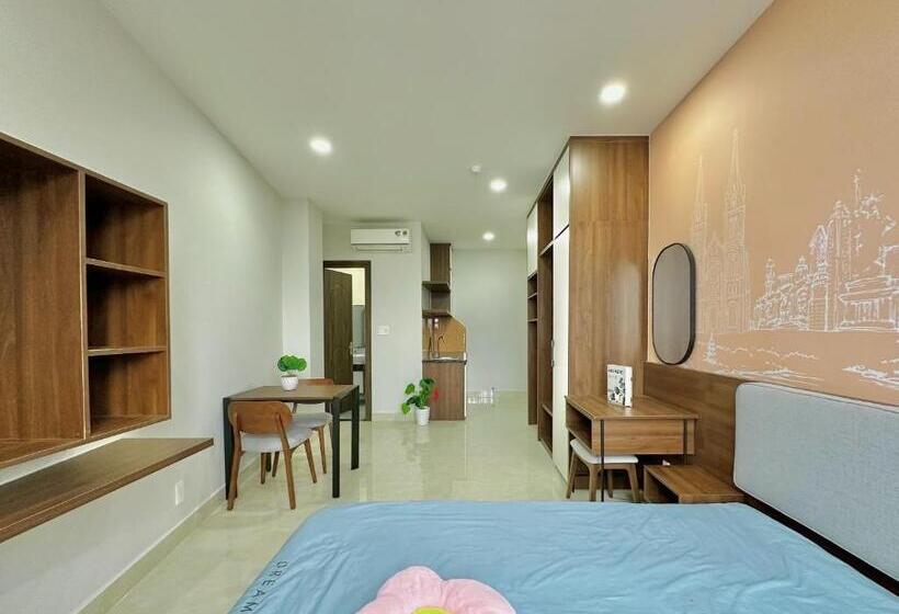 استودیو استاندارد با بالکن, Scove Home The Air Building