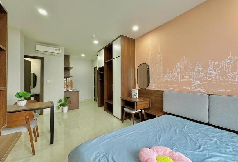 استودیو استاندارد با بالکن, Scove Home The Air Building