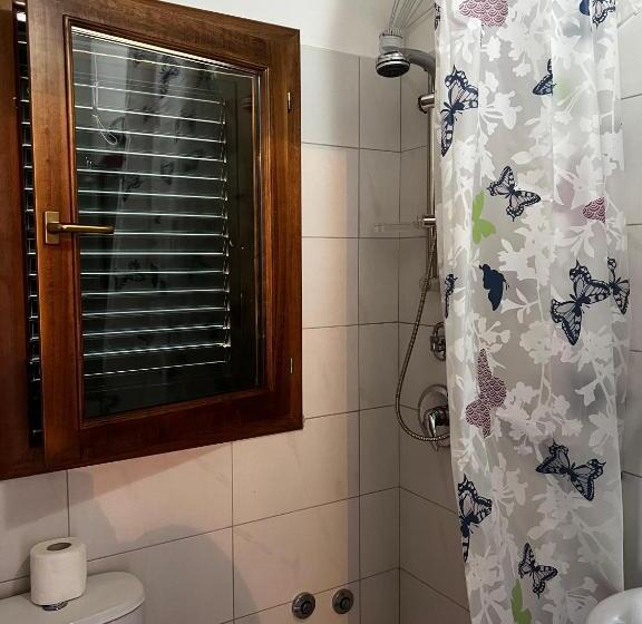 Номер Стандарт с Балконом, Guesthouse Ale&ale