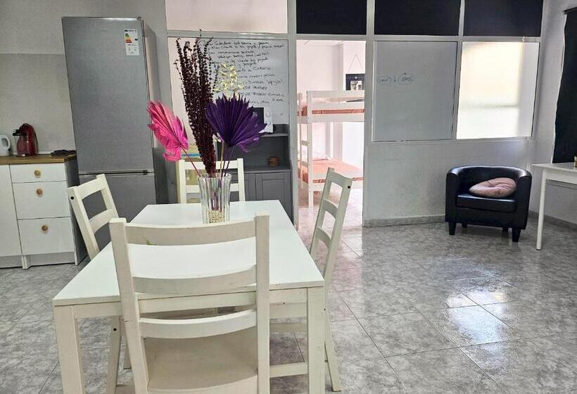 آپارتمان 1 خوابه, Spacious Apartsuite In Heart Of Corralejo By Amazzzing Travel