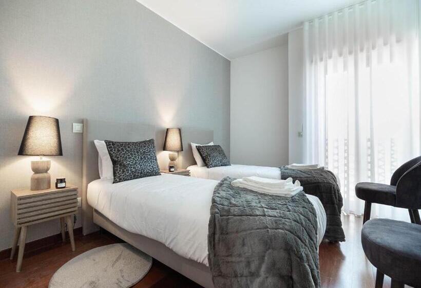 اتاق استاندارد با سرویس بهداشتی مشترک, Akicity Beja Rooms