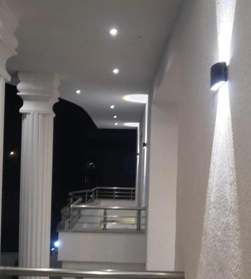 آپارتمان 1 خوابه با تراس, Villa Relax
