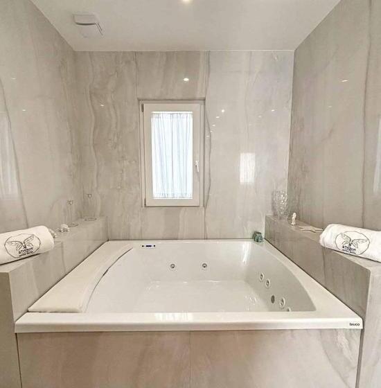 带大床的标准间, Stabia Junior Suite