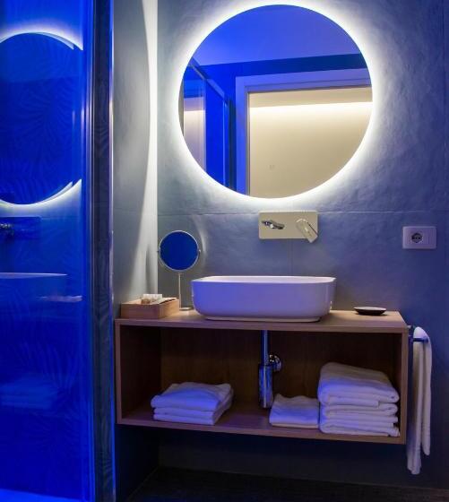 اتاق استاندارد سه نفره, Papavero Giallo B&b