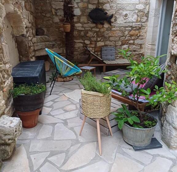 Номер Стандарт Совместная Ванная, Chambre D Hôtes Aramon