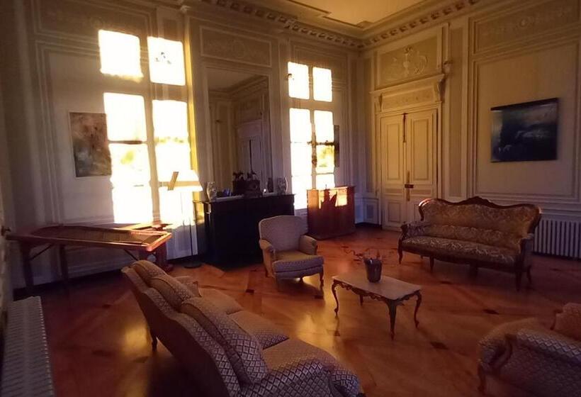 Номер Superior Вид на Сад, Chateau De Joudes Suite De La Baronne