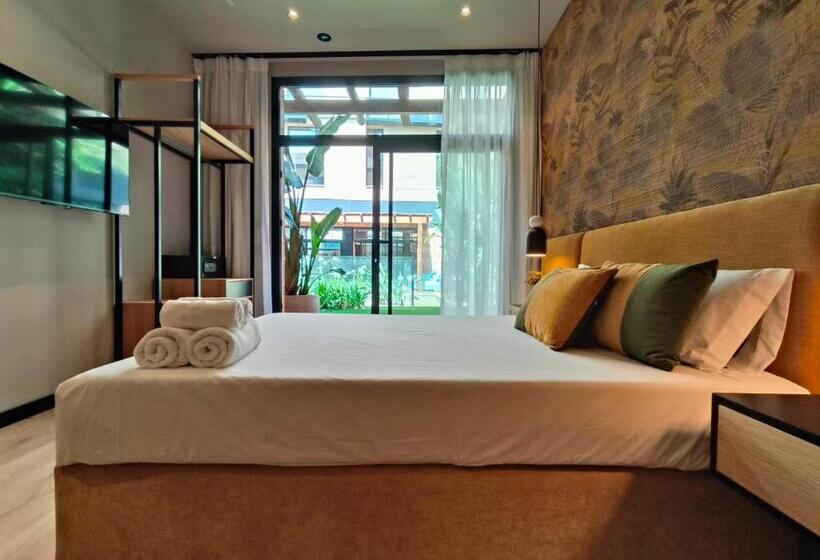 اتاق استاندارد با چشم‌انداز باغ, Saman Hotel Boutique