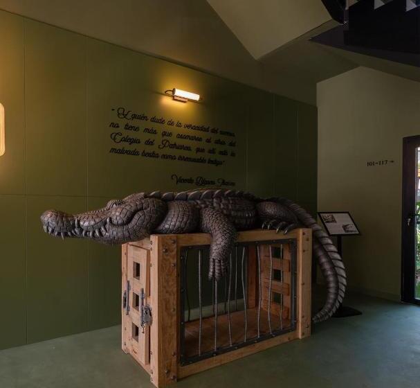 سوئیت با وان آب گرم, Saman Hotel Boutique