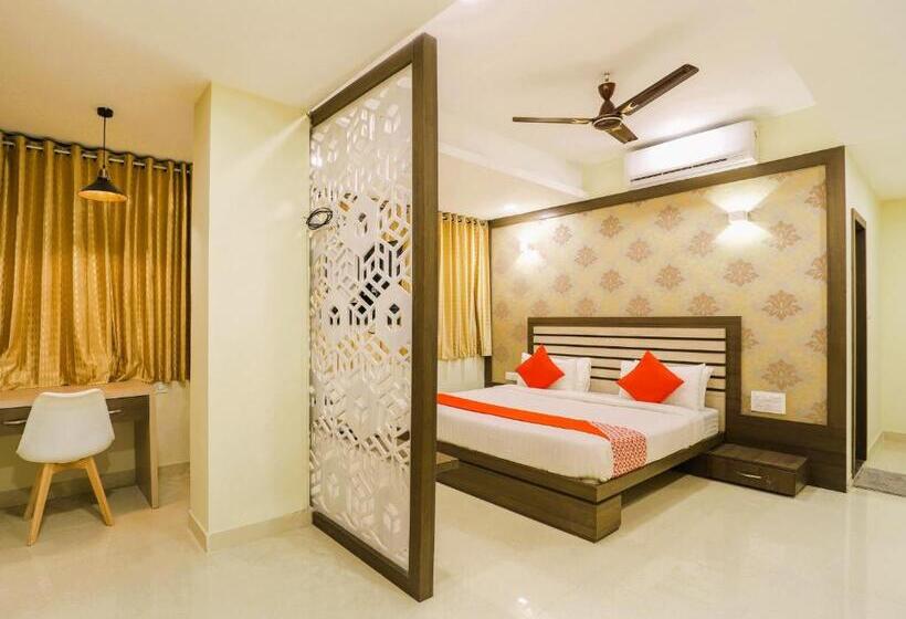 总统套房, Stayguru Hotel Atithi