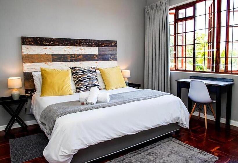 Номер Комфорт, Boutique Hotel On The Bay