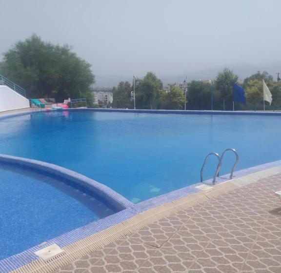 استودیو استاندارد با چشم‌انداز استخر, Appart Hotel Cabodream Beach