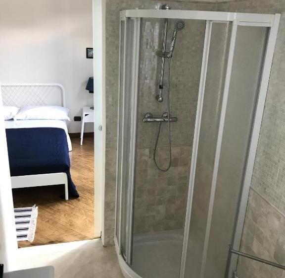 ３ベッドルームハウス, Cytrus Rooms