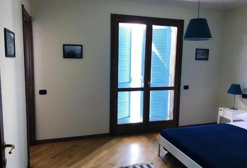 خانه 4 خوابه, Cytrus Rooms