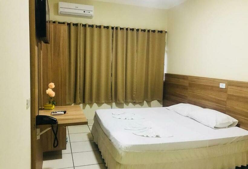 스탠다드 룸 더블 침대, Central Campo Grande