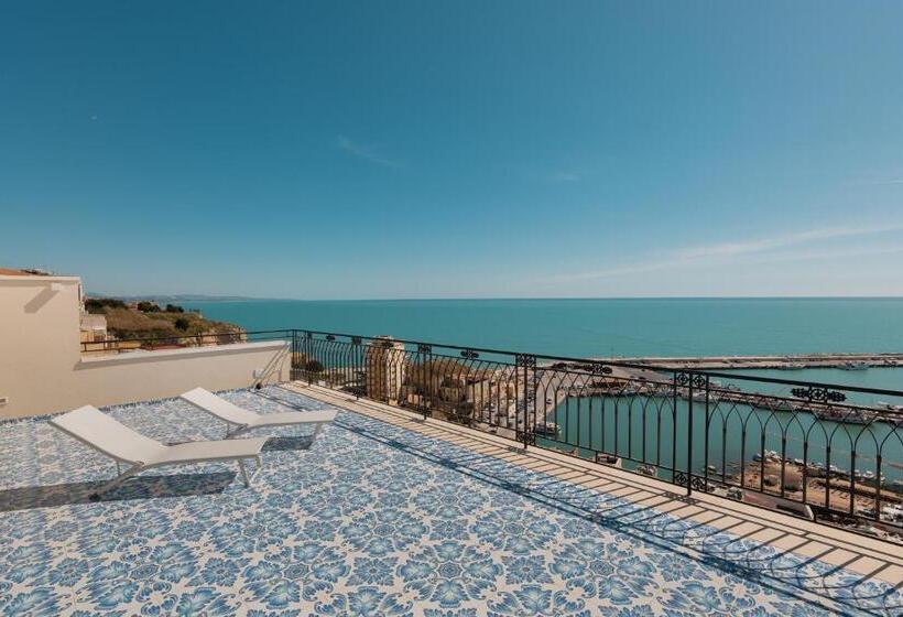 Люкс Кровать Кинг, Domus Maris Relais Boutique