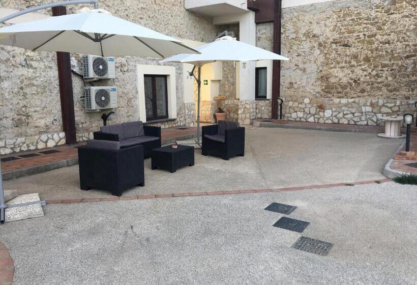 Номер Стандарт Трехместный, Tenuta Ferrara